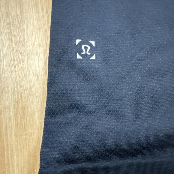 Lululemon Mens Dark Blue Polo Short Short Sleeve Casual Golf Size Small - Picture 4 of 4